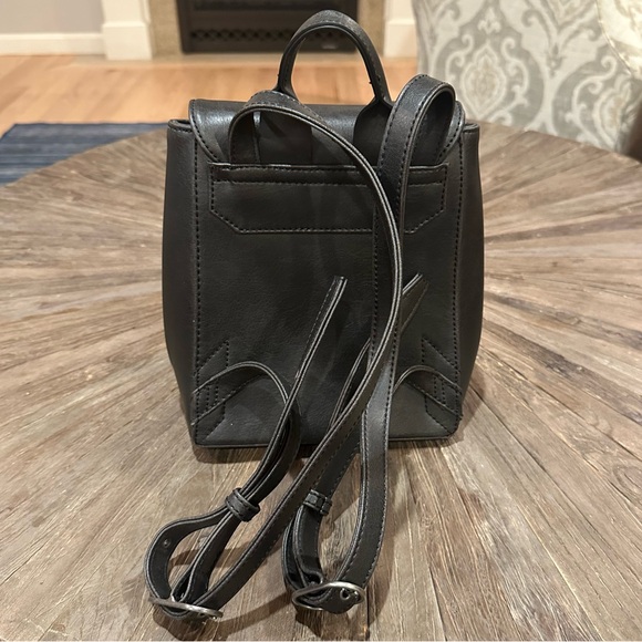 Matt & Nat Deely Mini Vegan Leather Backpack - Picture 4 of 7